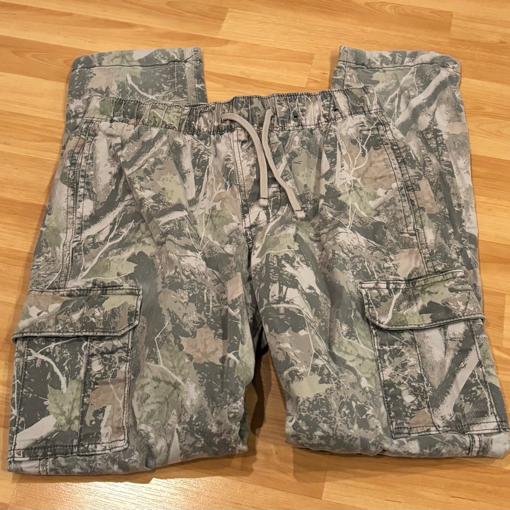 Hollister camo pants